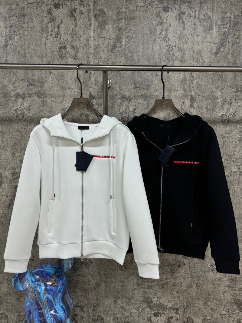 Pra*a outwear